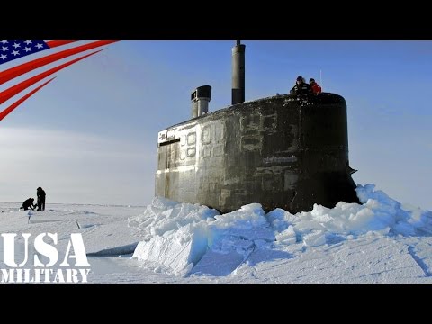 シーウルフ級原子力潜水艦が北極海の氷を割るwidth=190