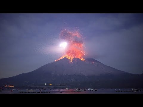 桜島の噴火width=190